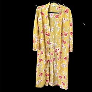 New York and company Floral Yellow Kimono